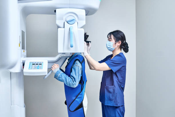Best Emergency Gum Treatment in Flora, AL